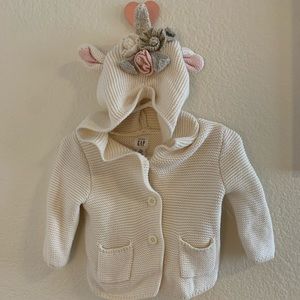 Baby Gap Unicorn Knit sweater size 3-6m